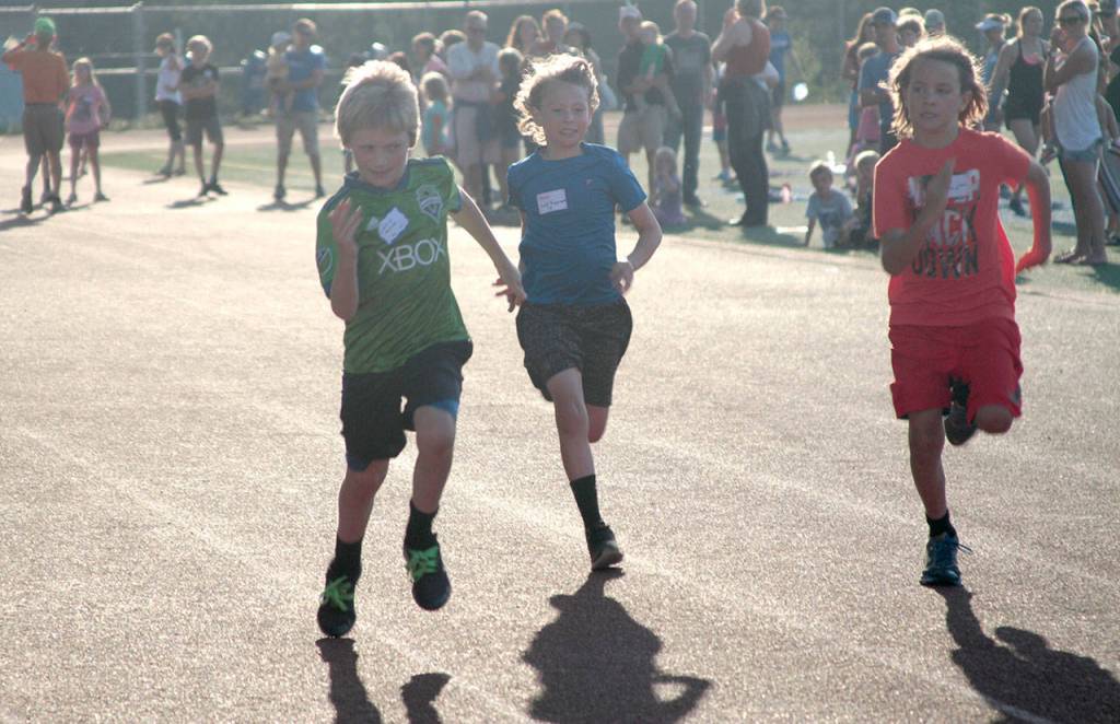 Hasty moments: Pictures from the fifth Kiwanis All-Comers Track Meet | Photo gallery