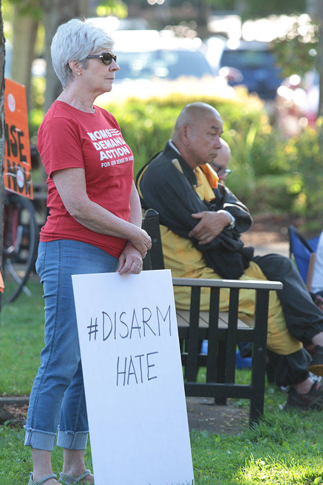 Bainbridge says ‘Enough’ at vigil against gun violence | Photo gallery