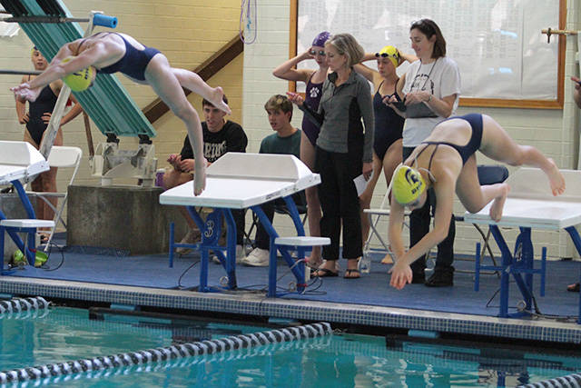 Bainbridge vs. Garfield | Photo gallery