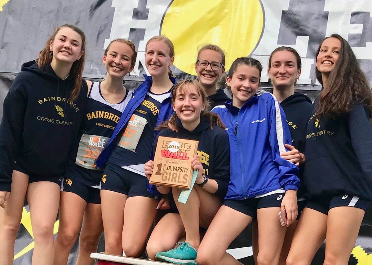 Paul Benton photo | Madie Medina, Isabel Thompson, Kathryn Feeney, Sophia Allen, Mayzie Carleton, Sophia Soltes, Jeanne Gary and Sophia Samant pose for a photo after claiming a second-place finish in the recent Hole In The Wall Tournament.