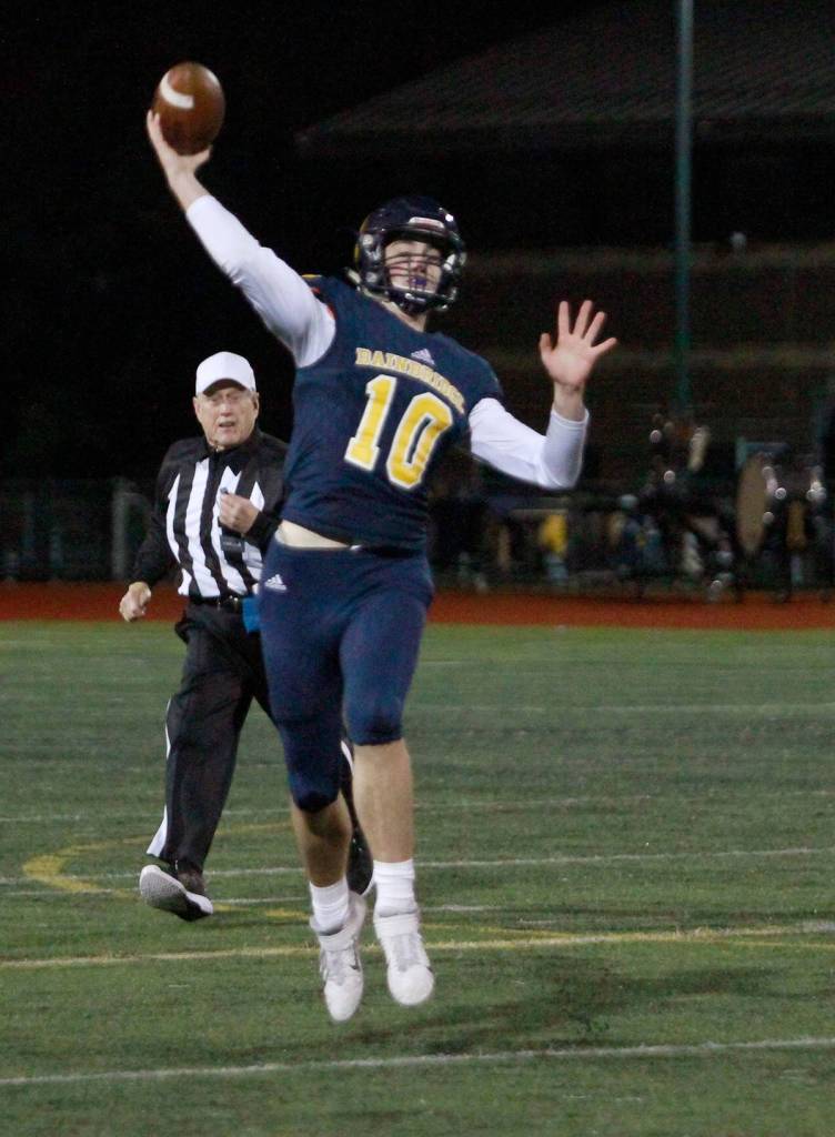 Spartans perfect at home in wake of Senior Night football win | Photo gallery