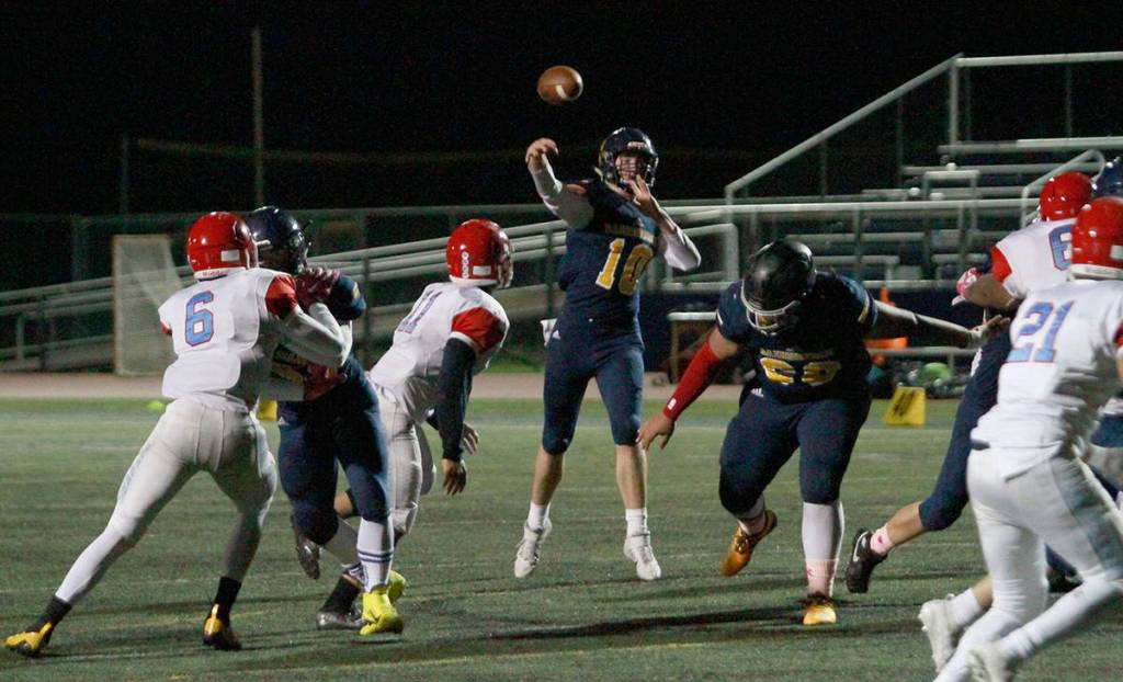 Spartans perfect at home in wake of Senior Night football win | Photo gallery