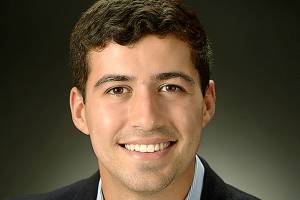 Bainbridge council race heats up over ‘Hillary for Prison’ photo