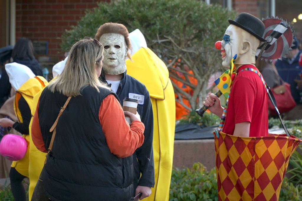 Picking pumpkins, changing faces: Snapshots of the year’s spookiest holiday on Bainbridge Island | Photo gallery