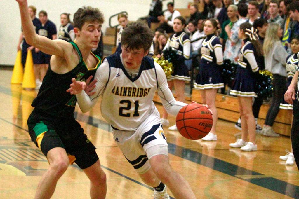 Bainbridge boys fight to a basketball win against Rough Riders | Photo gallery