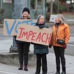 Trump impeachment rally draws big crowd | Photo gallery