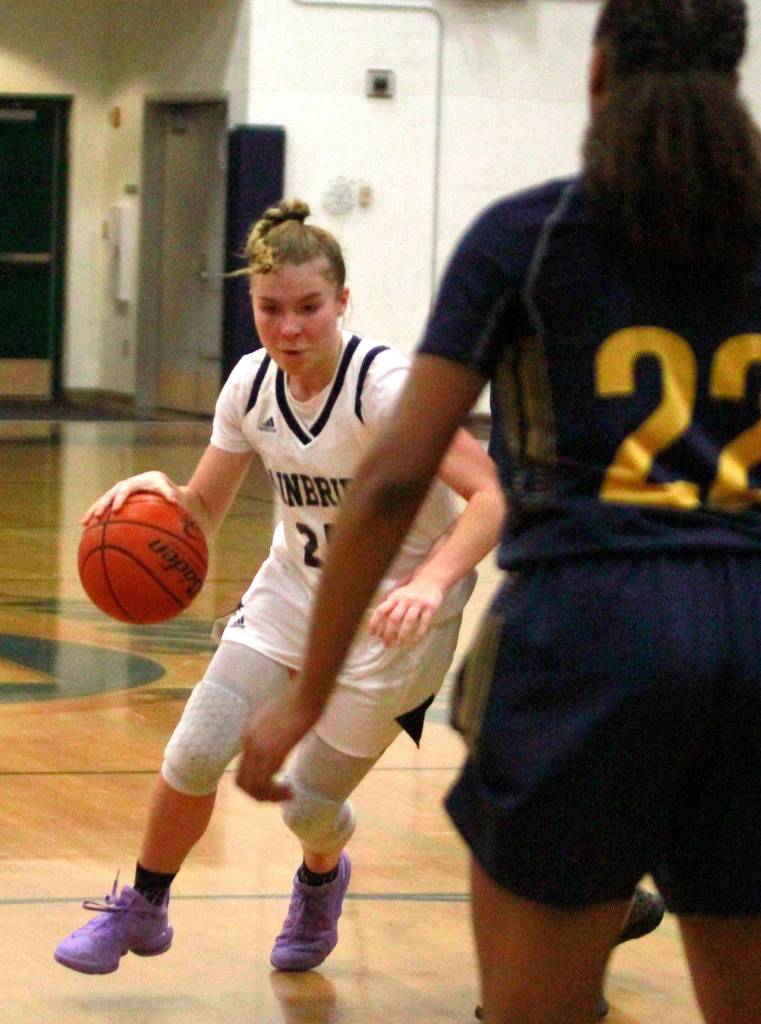 Bainbridge girls tame Wildcats in varsity hoops | Photo gallery