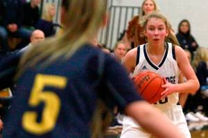 Bainbridge girls tame Wildcats in varsity hoops | Photo gallery