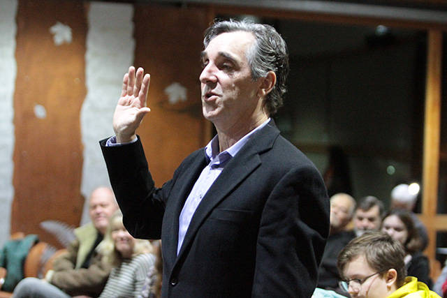 Bainbridge councilmembers take the oath | Photo gallery