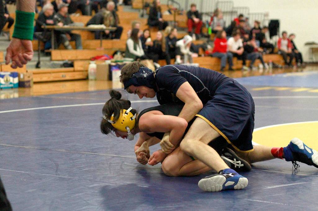 Spartan wrestlers falter in Senior Night doubleheader | Photo gallery