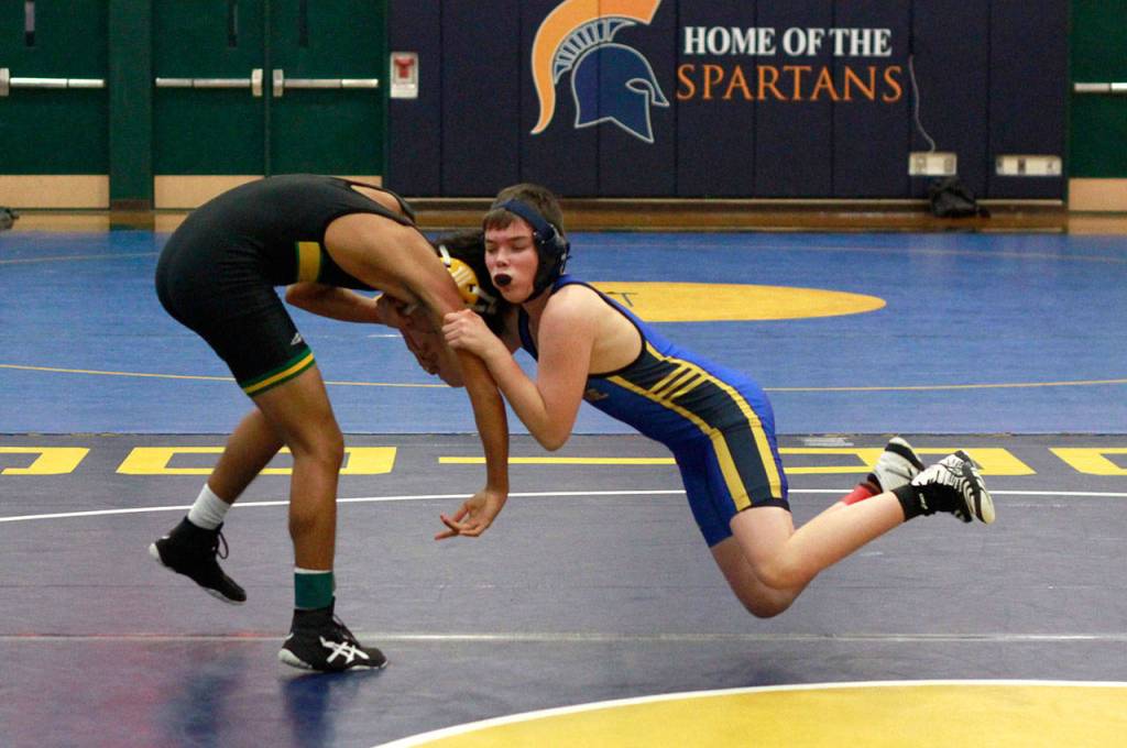 Spartan wrestlers falter in Senior Night doubleheader | Photo gallery