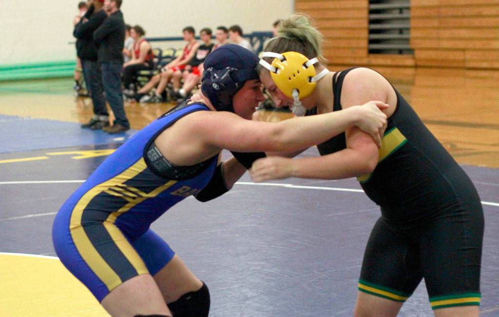 Spartan wrestlers falter in Senior Night doubleheader | Photo gallery