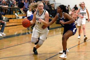 Island girls slam Rams 67-40 in Senior Night b-ball battle