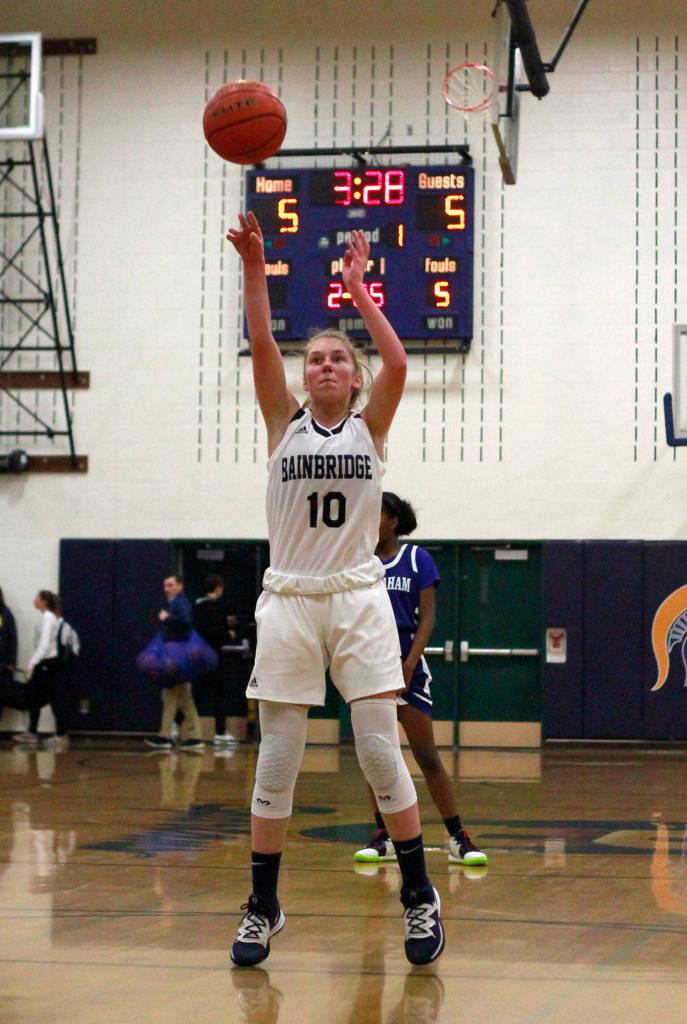 Sweet Senior Night sweep: Island girls best Ingraham 67-40 | Photo gallery