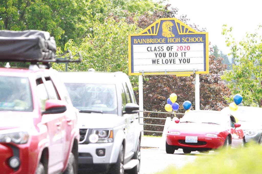 Photo gallery | Pomp despite circumstance: Drive-thru commencement celebrates island grads