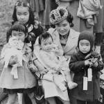Shigeko Kitamoto with children Yuriko, Hideko, Yoshikazu and Chiseko are evacuated from Bainbridge Island.