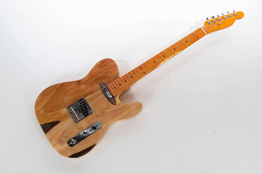 An electric guitar by Doug Salot will be offered at BARNs virtual auction.