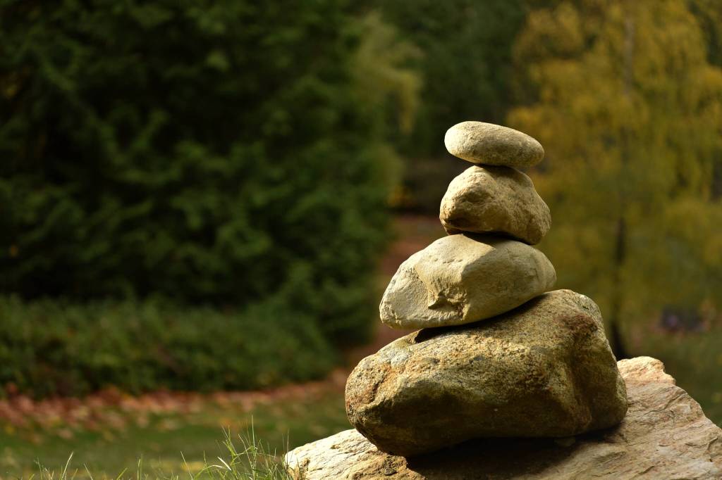 Rock memorial in Seabold Cemetery.