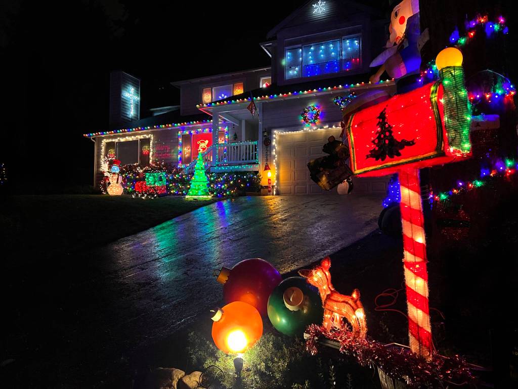 Time is running out to get your cards and letters to Santa.