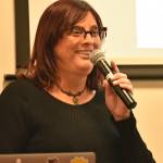 Comic strip artist Dana Simpson speaks with fans at the BARN during a Phoebe and her Unicorn book signing Oct. 27. Nancy Treder/Kitsap News Group Photos