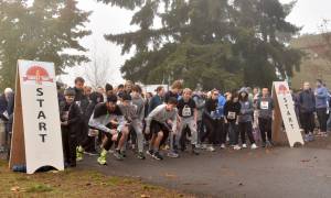 Nearly 900 people turned out for the annual Turkey Trot at Battle Point Park on Thanksgiving Day. Nancy Treder/Kitsap News Group Photos
