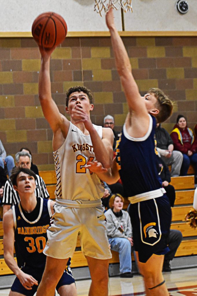 Spartan Noah Walter makes his presence felt in the paint.