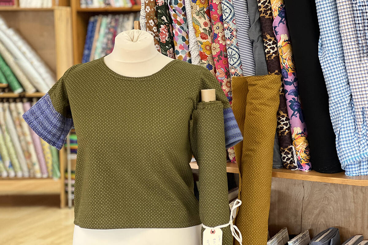 Army green seersucker cotton Scout tee, made at Esthers Fabrics using a pattern by Grainline Studio. Handwoven sleeves by Norn Goods (on Bainbridge Island).