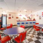 Common areas at Fieldstone Communities help to provide a life thats joyful and vibrant, both for residents and their loved ones.