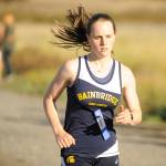 Michael Dashiell/Sequim Gazette Photos
Bainbridges Mairin OBrien wins the girls Olympic League Meet No. 2.