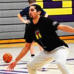 Nicholas Zeller-Singh/Kitsap News Group Photos 
Former Kingston star George Hill III trains with multiple basketball players in Kitsap County.