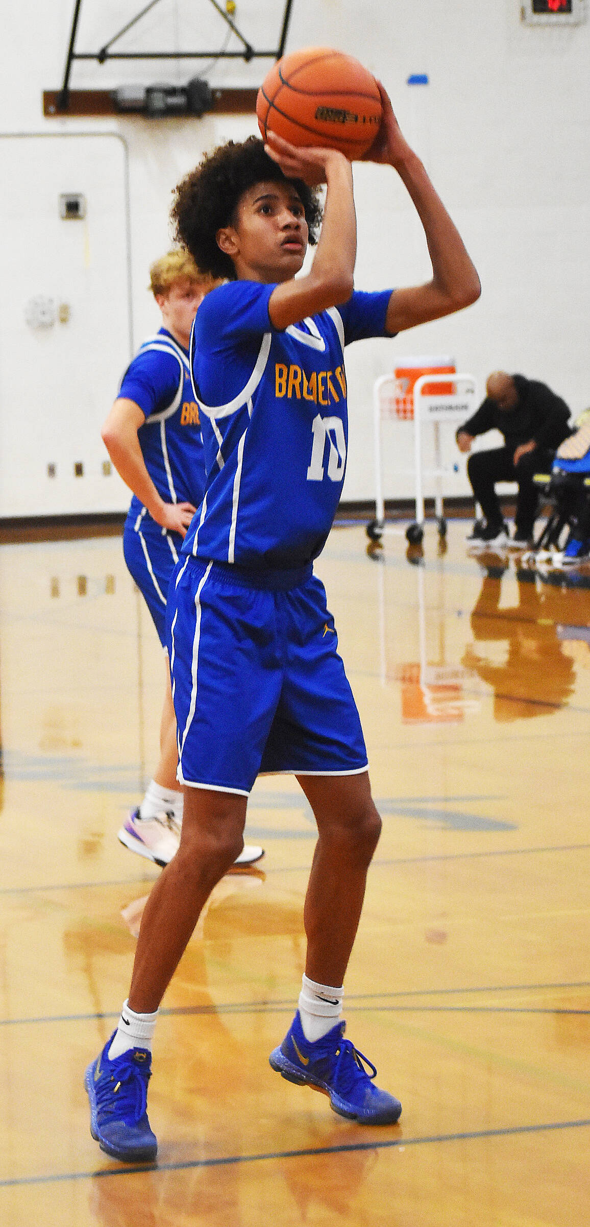 Standout Knight freshman Jalen Davis finishes with 30 points in a 50-49 loss.