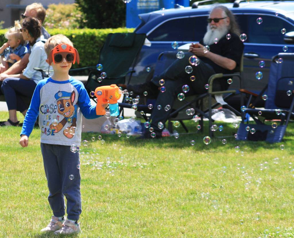 Bubbles swirled around the Winslow Green for Bubble Day.