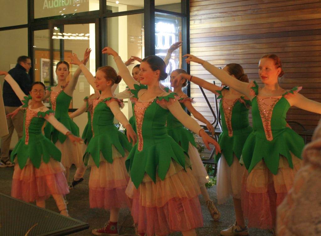 Bainbridge Ballet students performed "The Dance of the Sugarplum Fairies" from The Nutcracker Ballet.