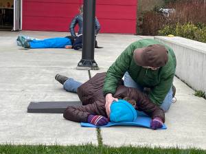 Bainbridge Prepares courtesy photo
Participants learn to assess patients vital signs in a February 2024 course.