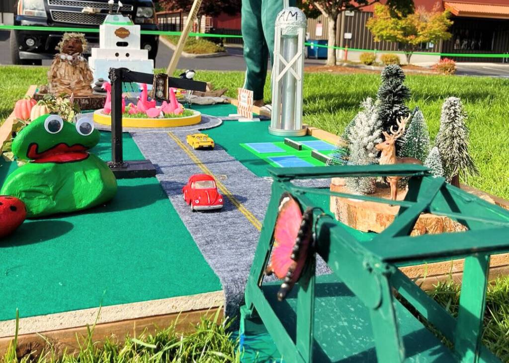 Adam Foley courtesy photos
The first-ever Bainbridge-themed hole was a hit.